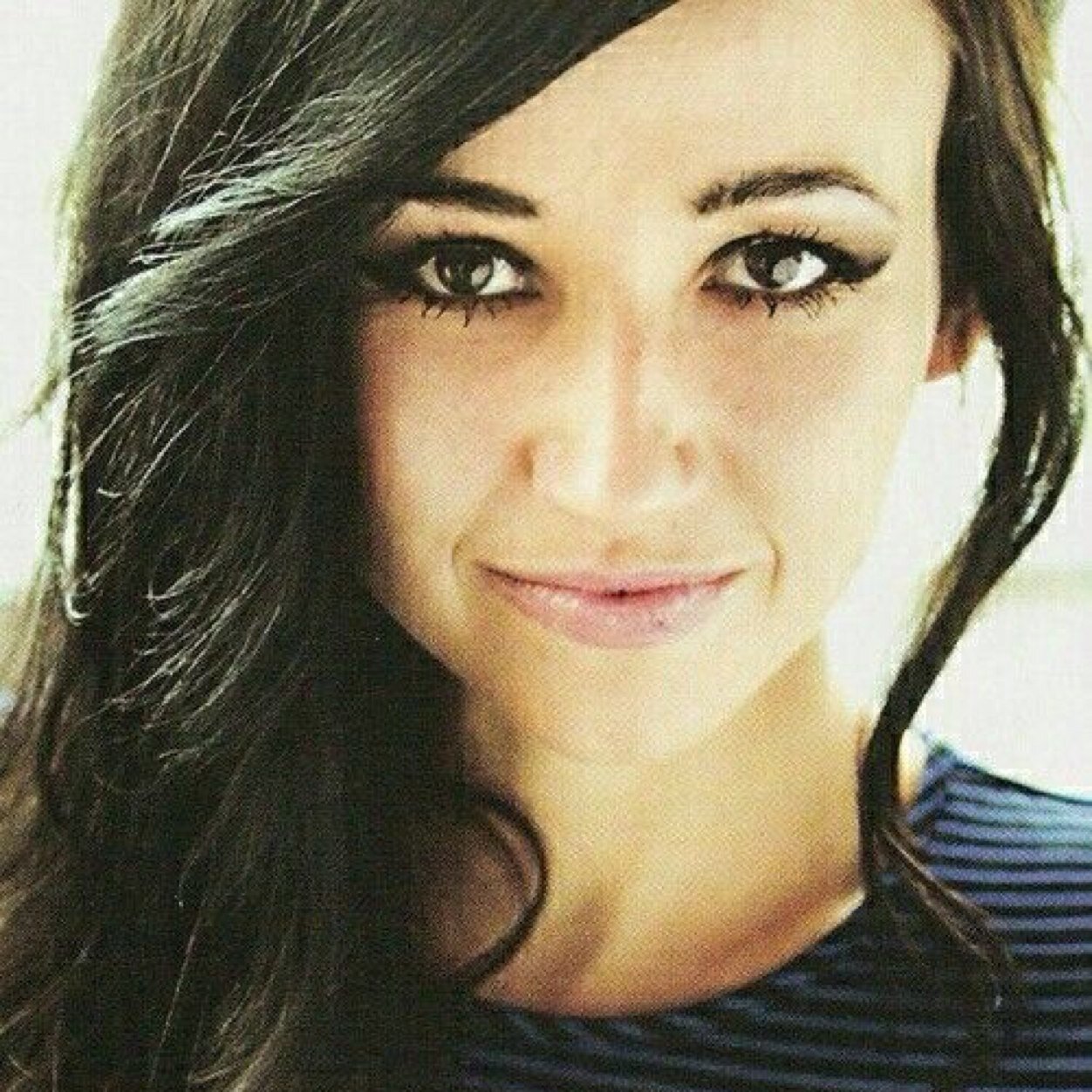 glassshoeaddict's profile picture. You all know the story of Cinderella.Well,this is mine.The daughter of the well known princess.I work at a shoe shop. #Literate  @LipGallagher_ makes me smile.