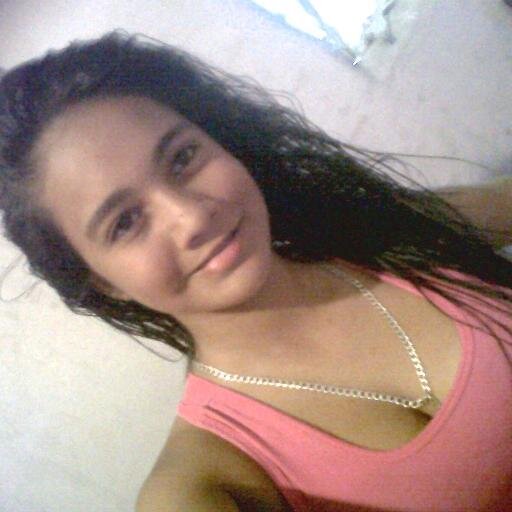 #Hoola; Me llamo Andreina, pero todos me Dicen Bb si te caigo bn ok y si no tambien xq no naci para complacerte;$ Sigueme & te Sigo No soy Odiosa Aww' Soltera