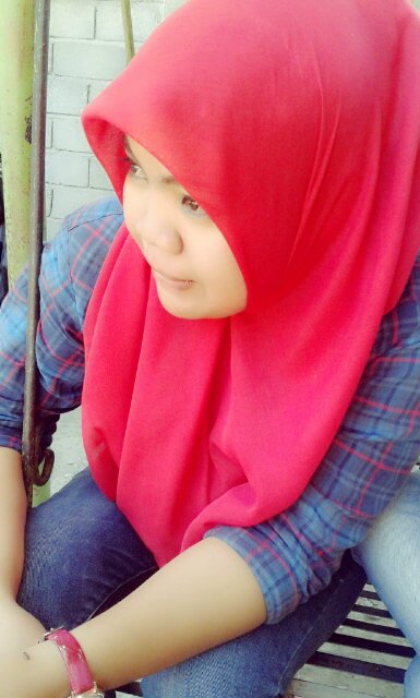 *ALLAH SWT is my Lord,MUHAMMAD SAW is my role model,AL-QUR'AN is my guide,and HEAVEN is my goal....!! **Love padhi Love diva ^^