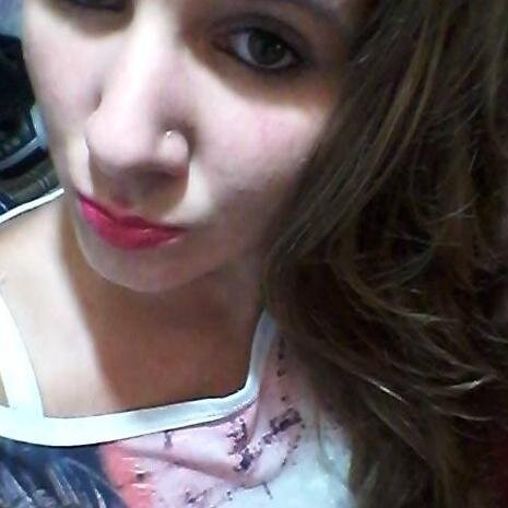 Não importa com quem você fala, trate a todos da mesma forma, afinal ninguém é melhor que ninguém e ter humildade é uma grandeza mais que infinita.
