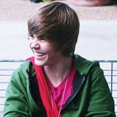 Não to aqui querendo q vcs sigam ninguém,só gostaria q vcs dessem uma olhada no meu tumblr do justin,posto icons e headers lá