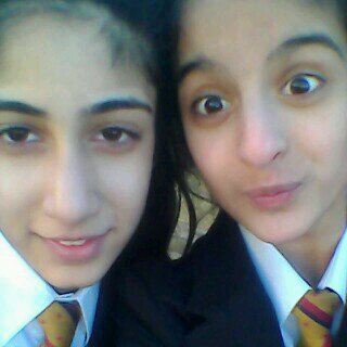 alishba_zahid's profile picture. 