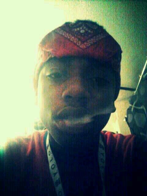 God1st _Y.O.L.O Chase your Dreams or they will just runaway {Life Isn't Fucking Easy}#$toner Life           
[UN$4L