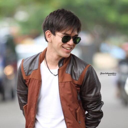 We are AZOFERS always support @azofrangga #DiamDiamSuka as BAMS! Setiap hari jam 18.15 WIB