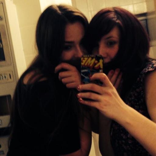 rachaelpowles1's profile picture. New twitter, old was hacked :-)