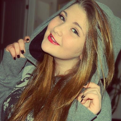 14 years old, love janoskians and live in Sweden! 0/5 help me to get 1/5 3