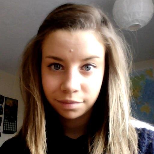 21. Devon Girl. Chocaholic. Friends. Family. Memories. Holidays :)