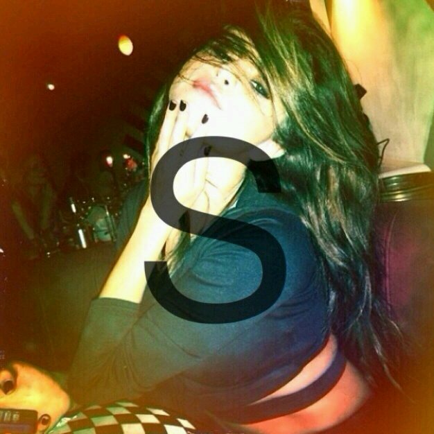 Page Sur La MERVEILLEUSE Selena Gomez NEWS,PHOTOS,CONCOURS,MUSIQUE,VIDEO... SDT 15/09/13