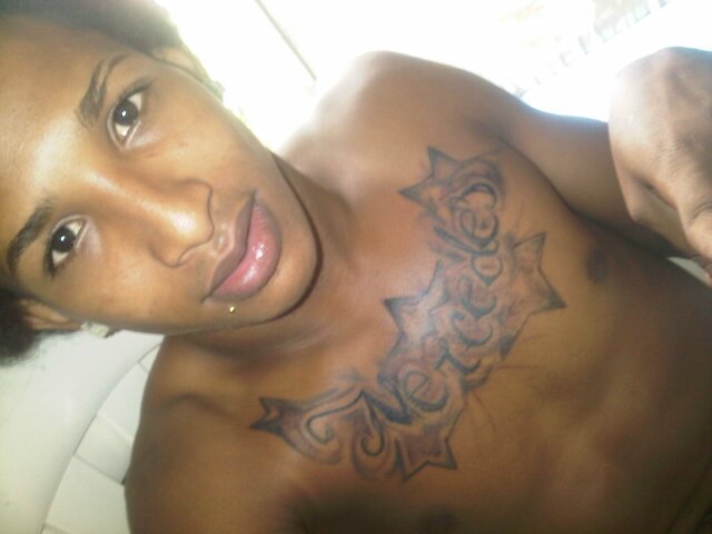 Los #tatuajes no nos hacen #delicuentes asi como las #corbatas no nos hacen #decentes...