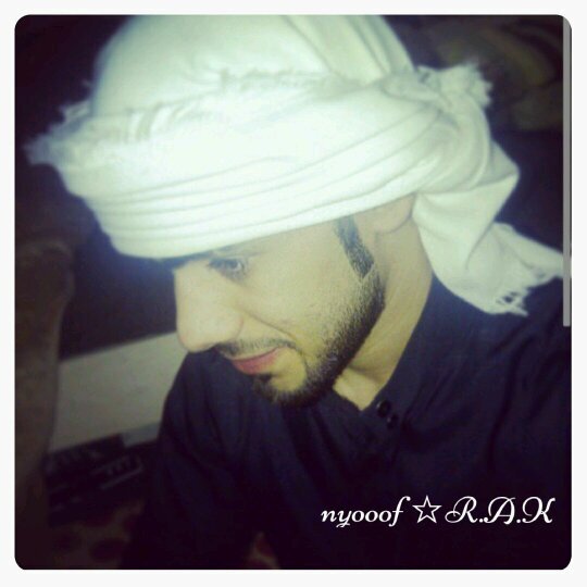 ‏‏‏‏‏فِي متاهَآتِكِ أضعتُ بقيَّة عَقلِي. ♥