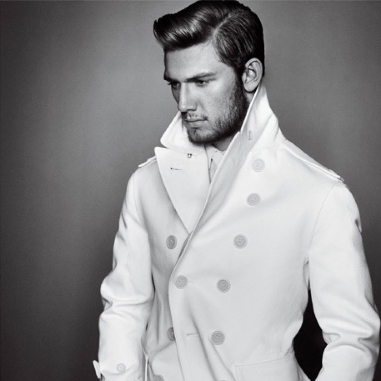 TheMontagueHeir's profile picture. My name just happens to be in Romeo an Juliet. My last name, at least. I'm really just a normal guy that gets paid alot because of a company I run. ((RP OC))