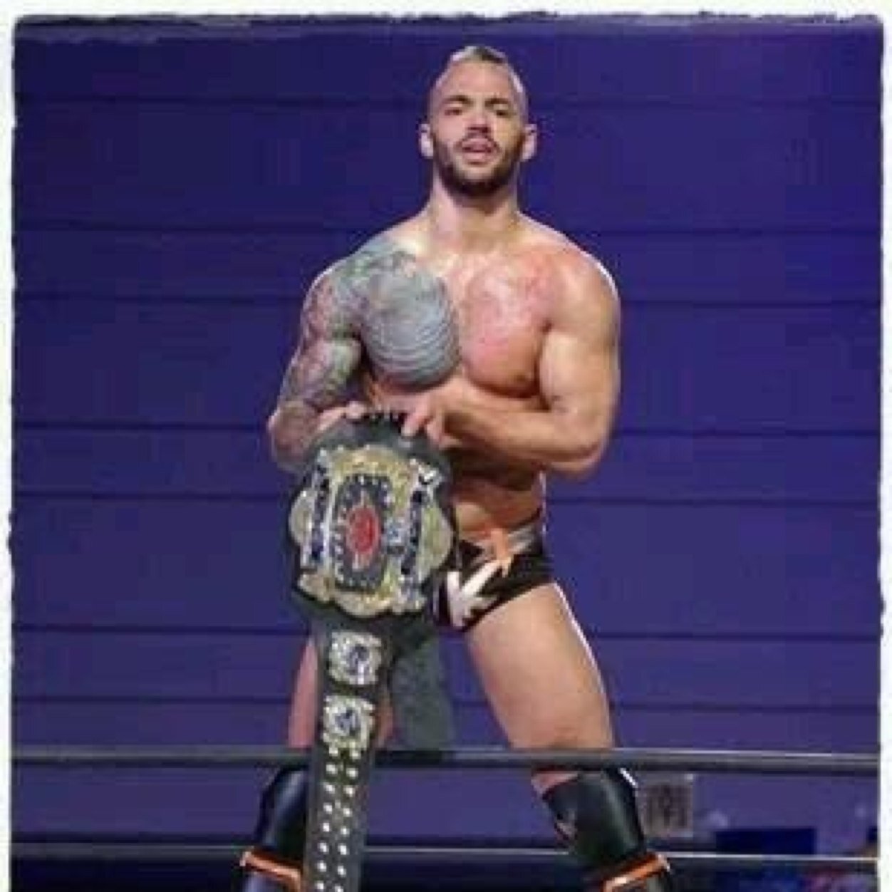 My name is Ricochet. The Current Open the Dreame Gate champion. You might know me, you might not. 1/2 Inner City Machine Guns (RP) (@KingRicochet) Original #MFA