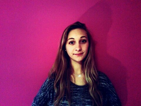 Chloe_Jeannaud Profile Picture