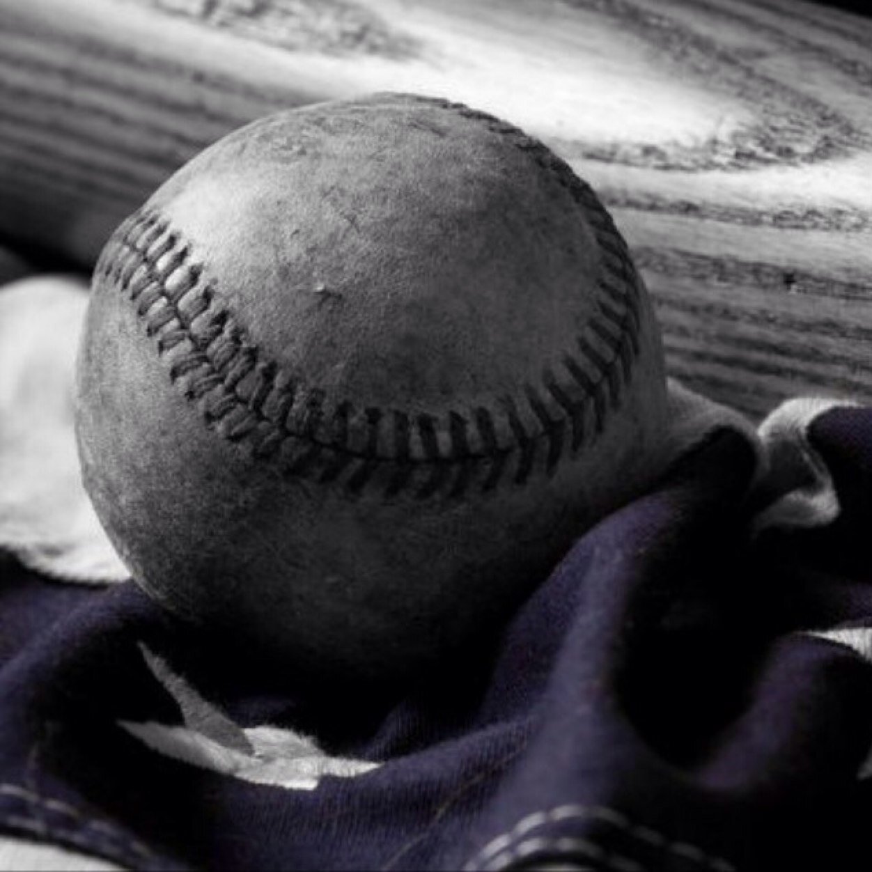 Im a baseball player. Second Base forever. Christian athetle Got my aunt and grampa looking over me i post quotes