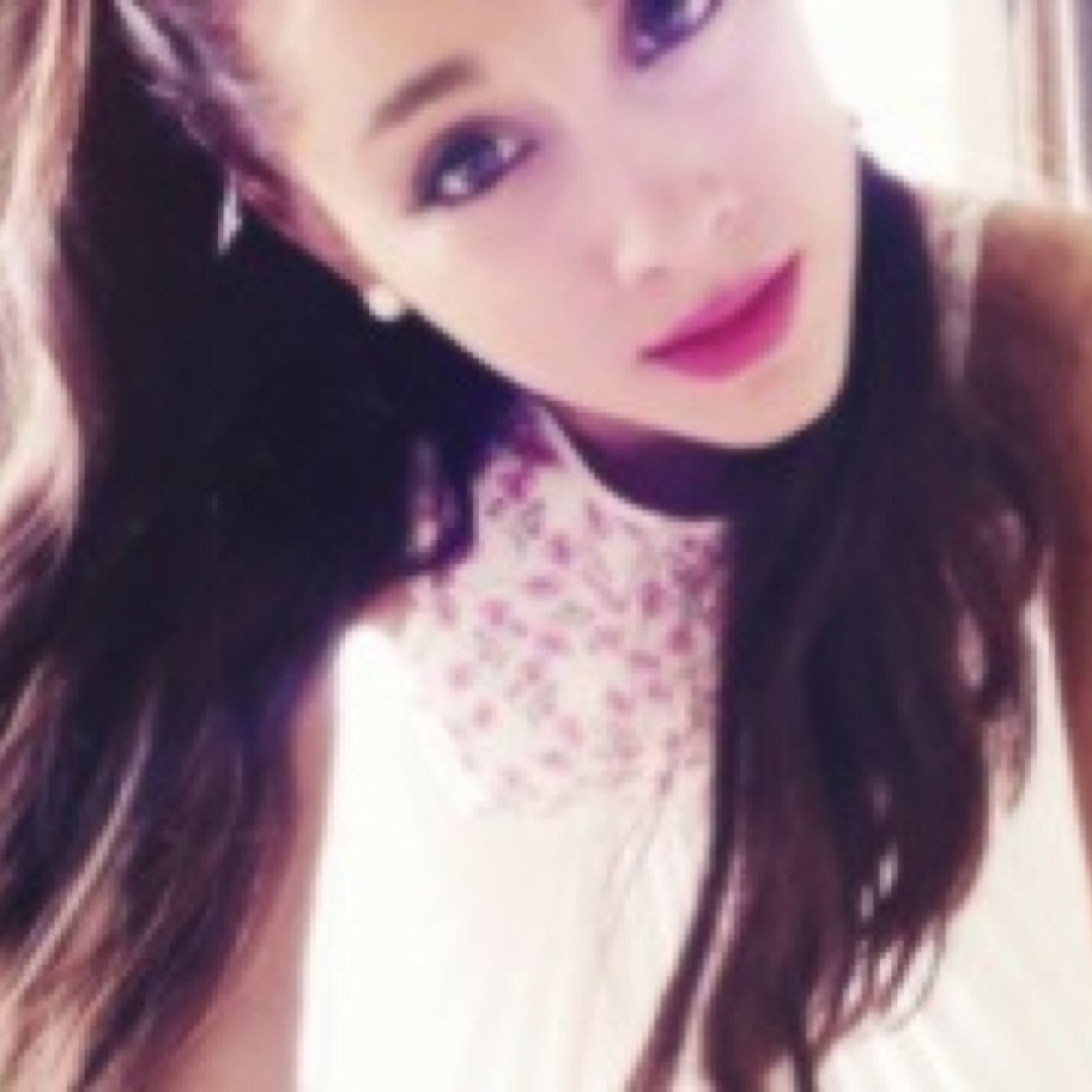 grande is great (((my personal is @planetjedwina__)))