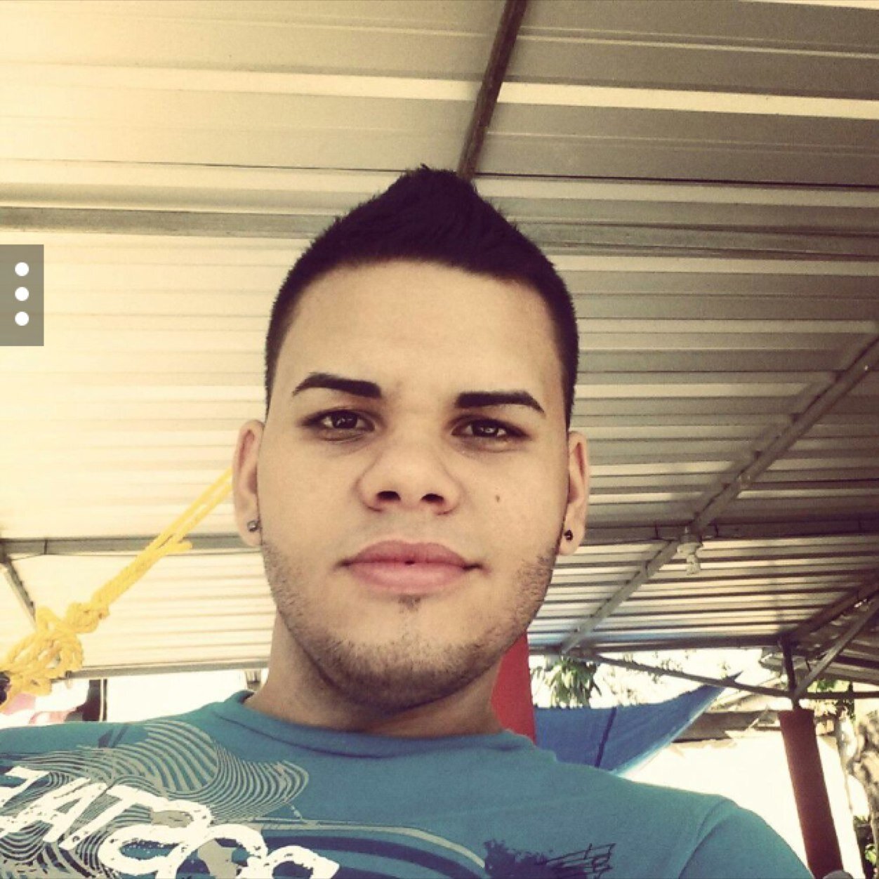 destruccion18's profile picture. 