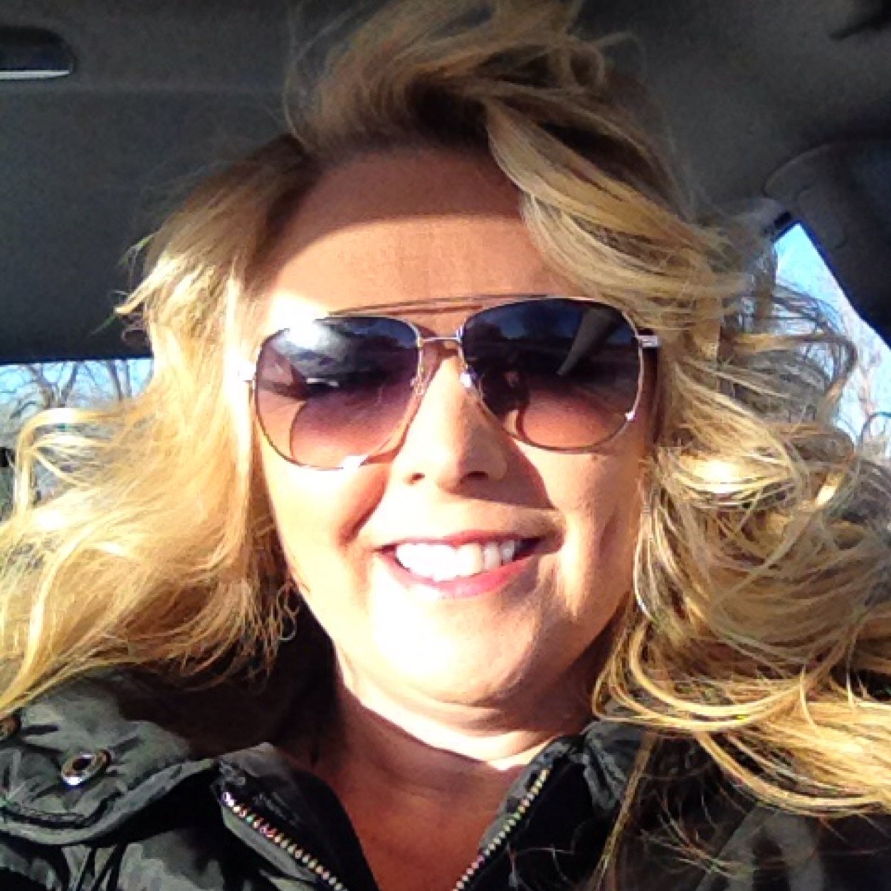 yjarge's profile picture. 