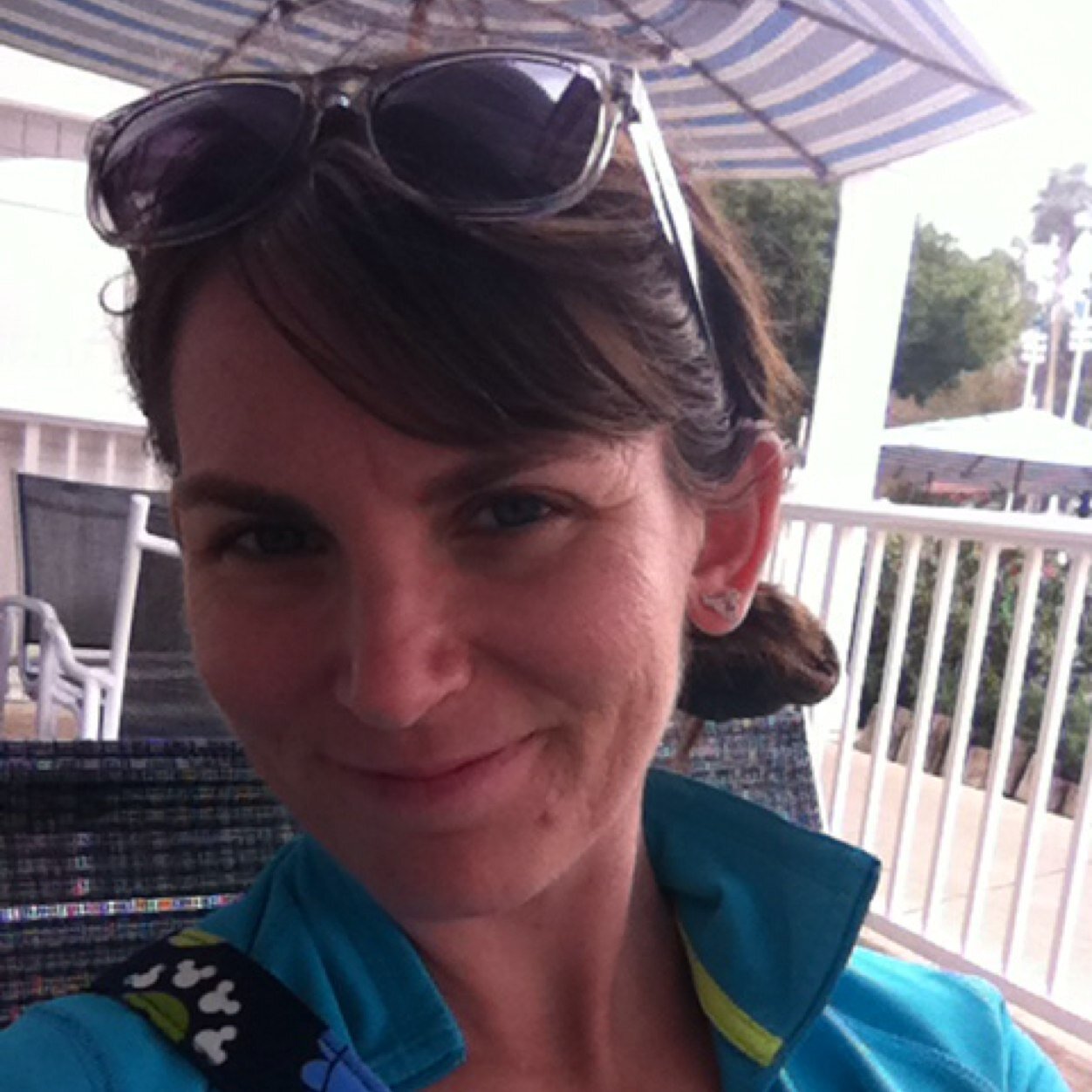 Auntie. Friend. Sister. Daughter. Runner.  Half Marathoner. Diet Coke addict. Disney Parks traveler. RunDisney lover.