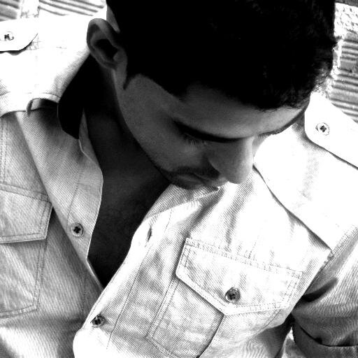 Vitor_Carneiro's profile picture. 