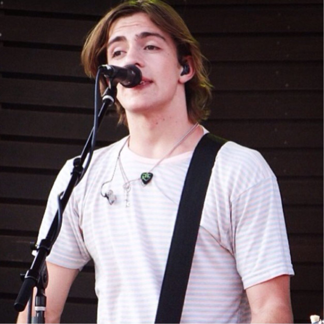 Rocky Lynch. Engaged to the beautiful @KayleighGrier❤️ She's perfect. R5. Dad. 19. Brother. Backup Account for @RockyLynch_RP. {RP Account}