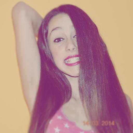 naahir24's profile picture. 22.En un continuo caos (de bajones y subidas,de la cima a la caída) [Locura interna] Un verdadero desastre.|Shelters todos los días de mi vida|*T.Mills*. Vigo