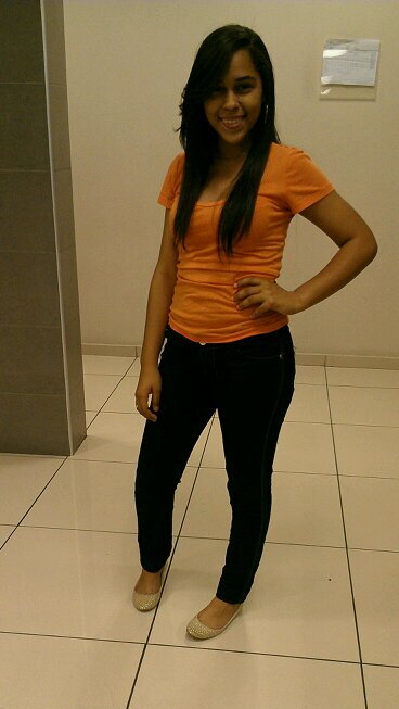 soy una persona que siempre tue sacara una sonrisa aunque sea tu peor dia...♥ I ♀ Orgullosa &cariñosa|♥ Wisin ♥.♥ estoy un poco loca...♀ღღ| |  |vaga| ♥|
