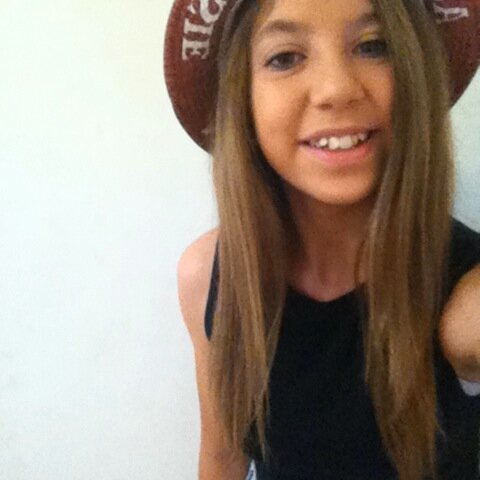 DanaeBreen's profile picture. ∞ P o p p y ∞ ✹ⓕ ⓡ ⓘ ⓔ ⓝ ⓓ ⓢ✹ ☯ f a m B a m ☯  ☪ y o u n g  w i l d  f r e e☪