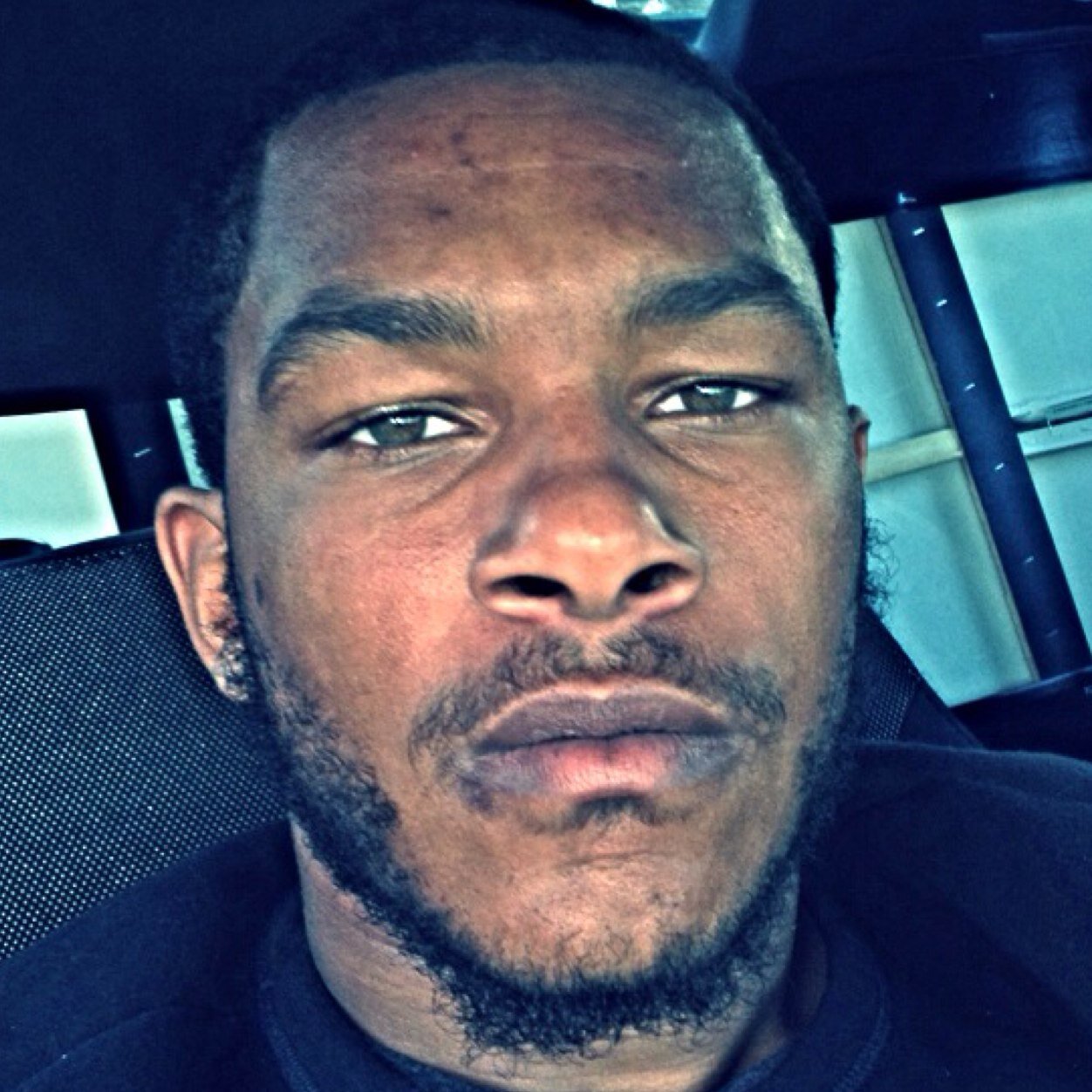 JUST KNOW THAT ILL SHOOT CHA!! Im not your friend....IM FROM WILMINGTON