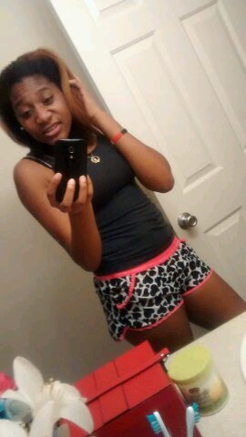 Ehhhh , Weezy_Ladyyy to Da Death Of Me ! ❤ #HappyEndings !