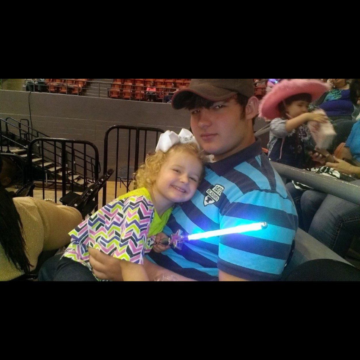 justin7298's profile picture. 