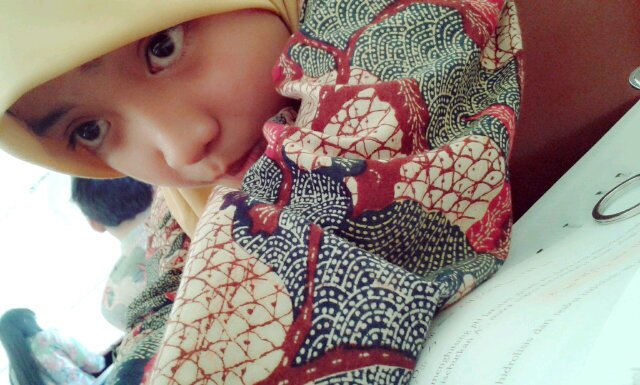 Nthita_Titud's profile picture. SMAN 2 Bangkalan | XI-IPA1 | Sistrict 8-) | 17th | kangen mama :'(