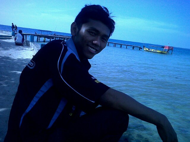 RidwanOsram's profile picture. Sesuatu