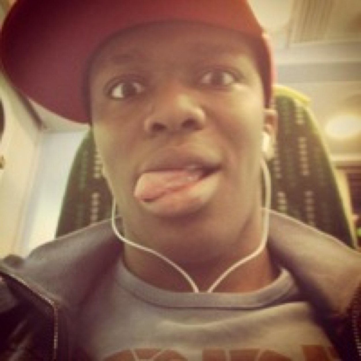 Black. Old account, follow @KSIOlajidebt.