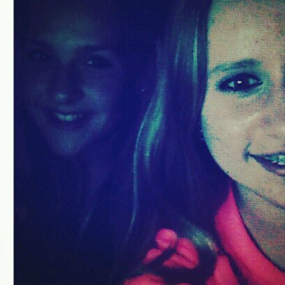 meisje/ 12 /voetbal/loveee AJAX/ HARDSTYLEE love/trekkers:)