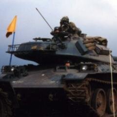 生まれて初めて自分で操ったエンジン付きの乗り物が74式戦車という幸せ(?)な免許履歴を持つ男。元陸上自衛隊の戦車乗りだったりする。「ガールズ&パンツァー」はオレのために作られたアニメだと勝手に確信している痛いオヤジです。愛する妻と2女と2匹のメスネコとで、北海道の東の端てにて暮らす。
ウマ娘。推しはナイスネイチャ