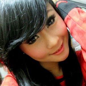 pemilik restauran berbintang # penyanyi # pengusaha