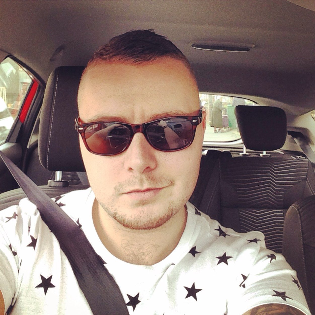 My name is Jamie Hall, im 25 and im a musician from a small town near Birmingham.