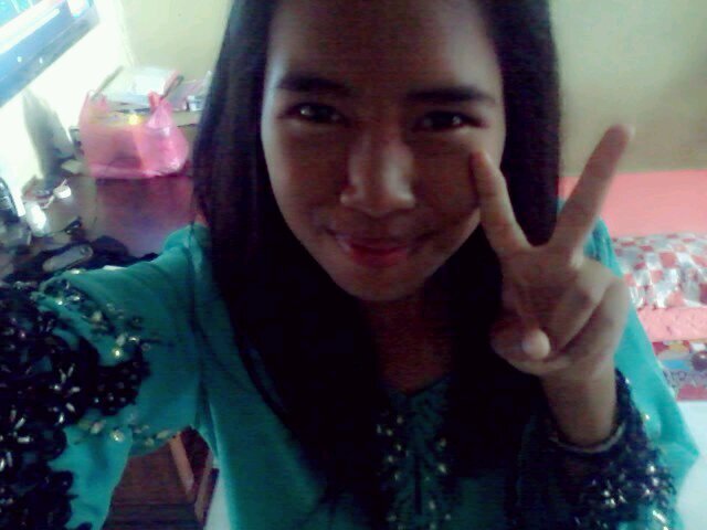 cyunaa's profile picture. hai , im nuraina umienajeeha , 16 years , smk layang-layang , batch98 , i'm just simple girl :) 2014

, single back :)