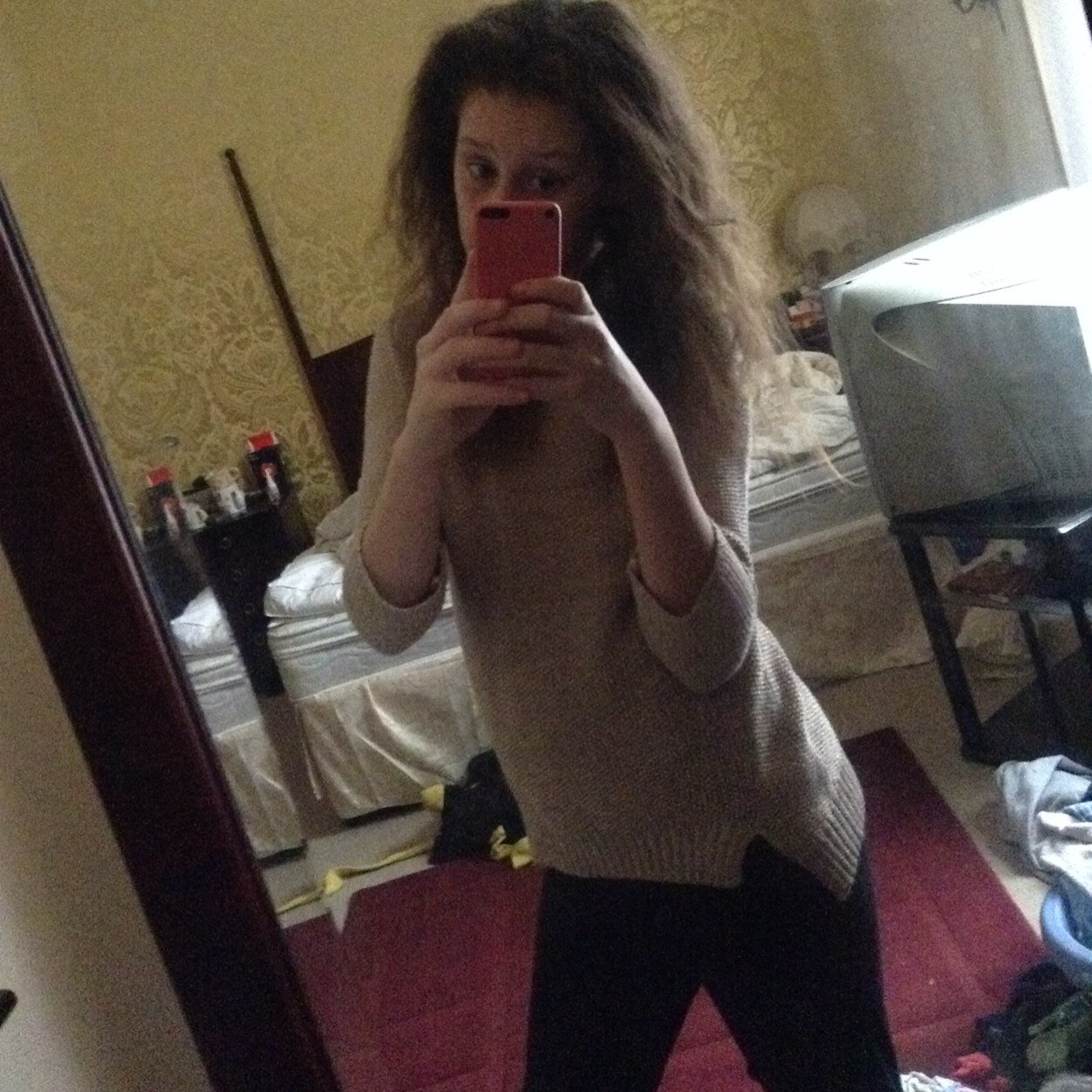 I might not be pretty but dont judge me ✋