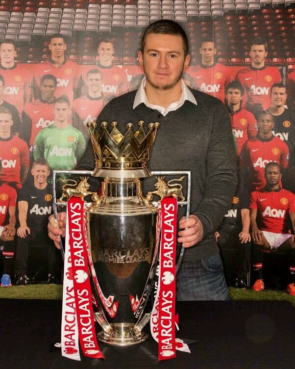 Plumbing and Heating Engineer, Man Utd and Warrington Wolves supporter, obsessed with sport💪