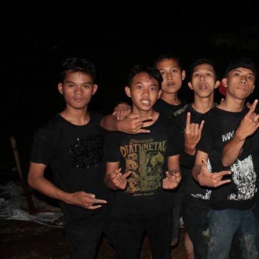 terima lah hidup dengan apa adanya bukan ada apanya :D :D ahaha