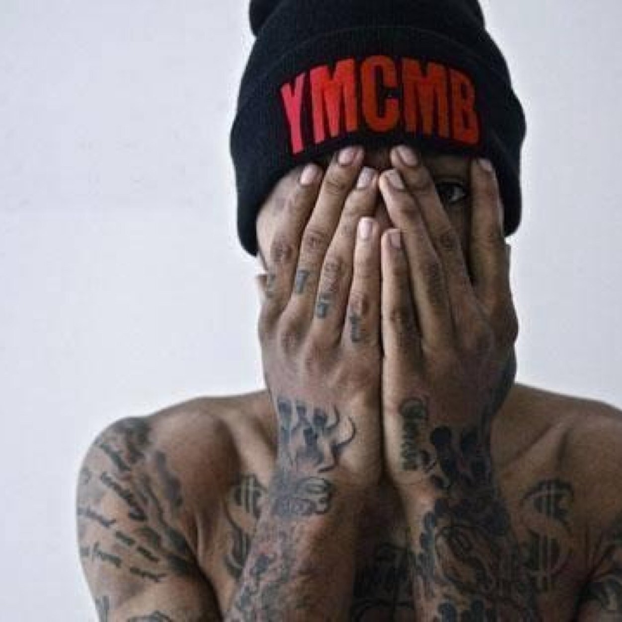 aneb97's profile picture. 