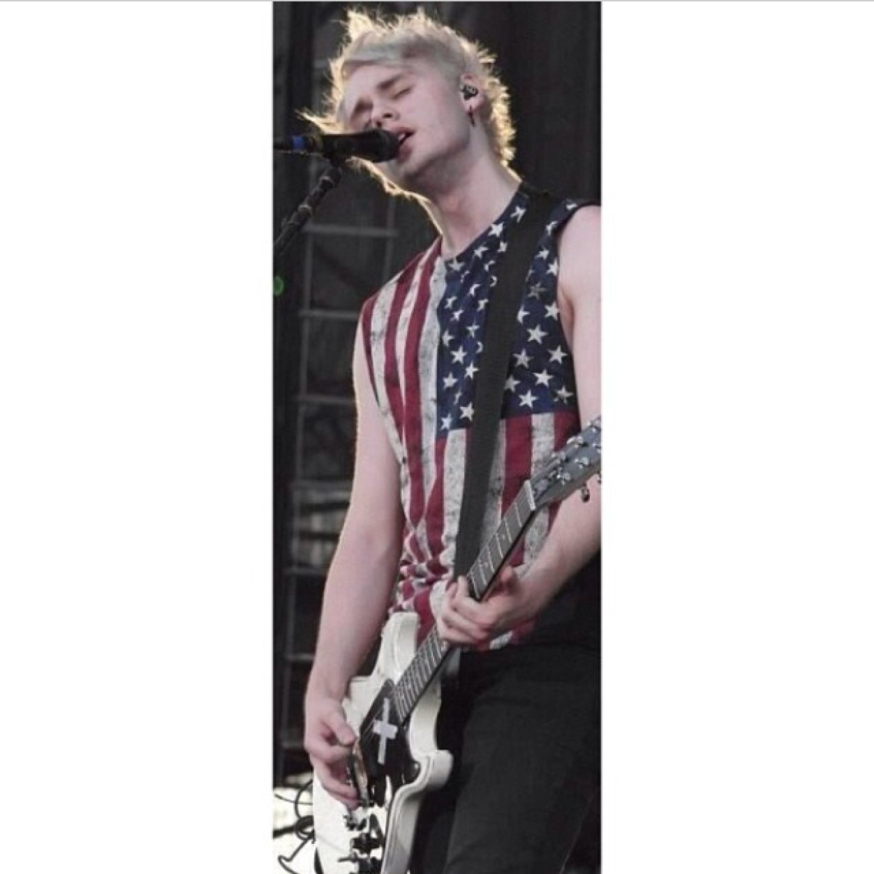 shrekluke's profile picture. Hey follow @veggiecalum shes looking for new mutuals and you can ask her for a dm to luke/4