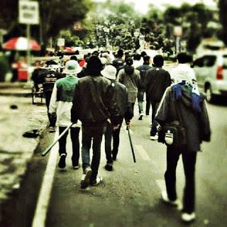 The Big Family Bobotoh Casuals 1933 | Casual Football ,Fighting and Fashion ,The story Of a Terrace Cult ! #Respect

#RESPECTtoallBOBOTOH1933