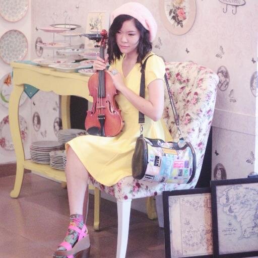 kasetpitaID's profile picture. 'A Home for fabric cuteness' | 
LIMITED and HANDMADE |
IG: kasetpita |
Line: kasetpita |
WA: 0857-6850-5912|