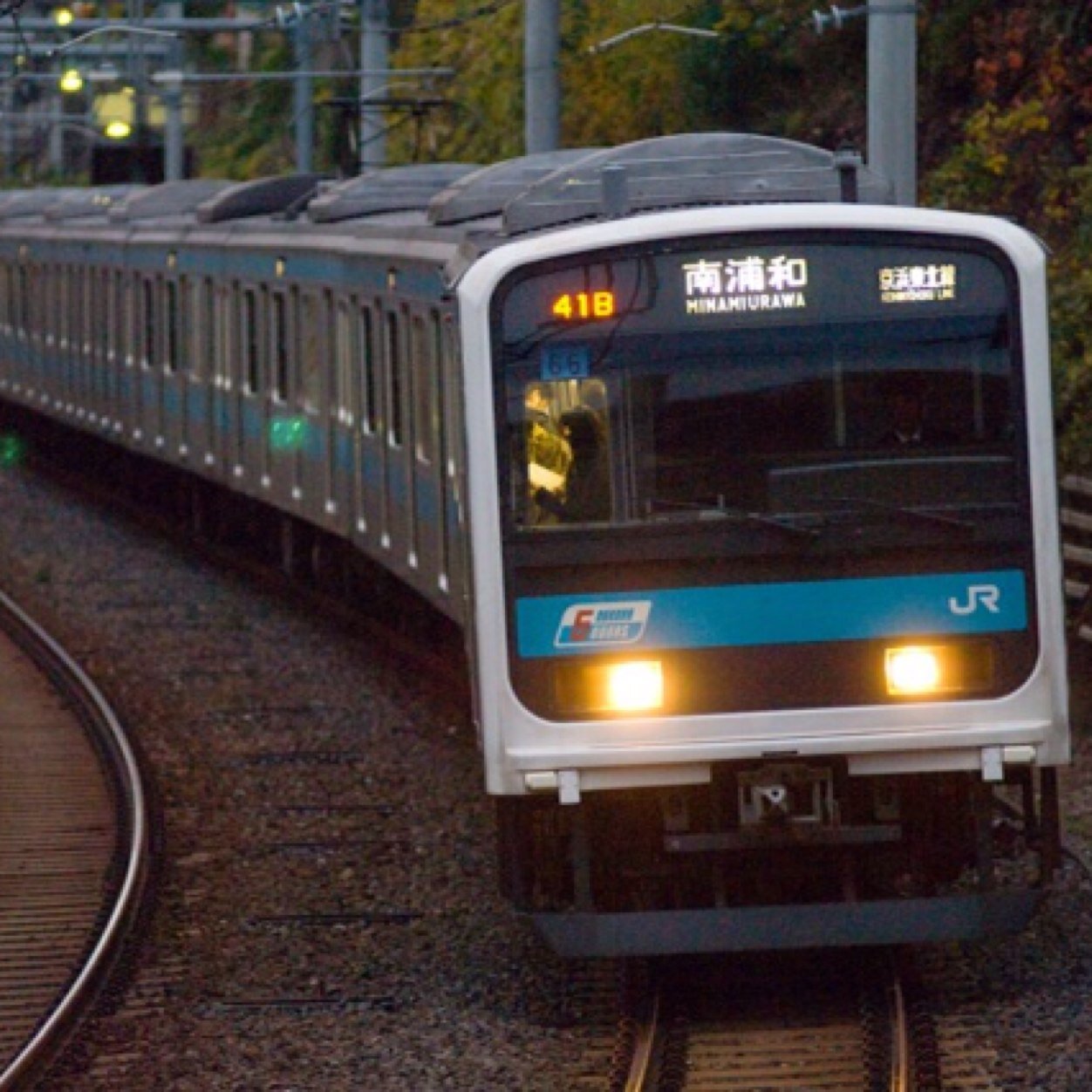 南浦和住みの鉄道・車・バス好きです！ 主に京浜東北線について呟くbotです よろしくお願いします(*^_^*)以前の浦和代表をbot化して新しく作りました。