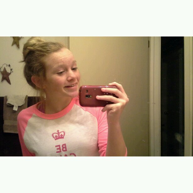 samantha_kaylea's profile picture. that smile could end wars and cure cancer.