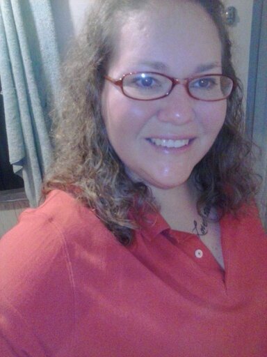 mom of 2 boys. loves reading. love my boyfriend of 4 yrs james.