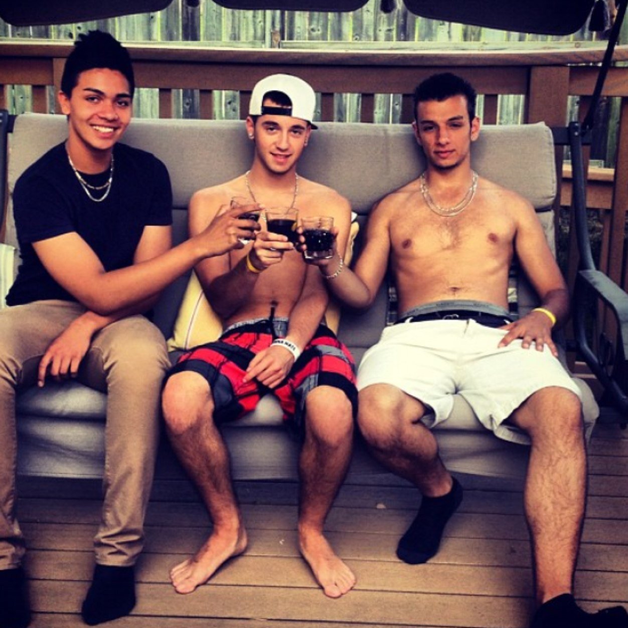 MichaelNiick's profile picture. I make music for the soul | Toronto, Canada| Nuitnoirofficial@gmail.com | instagram: @michaelniick | soundcloud:nuitnoirofficial