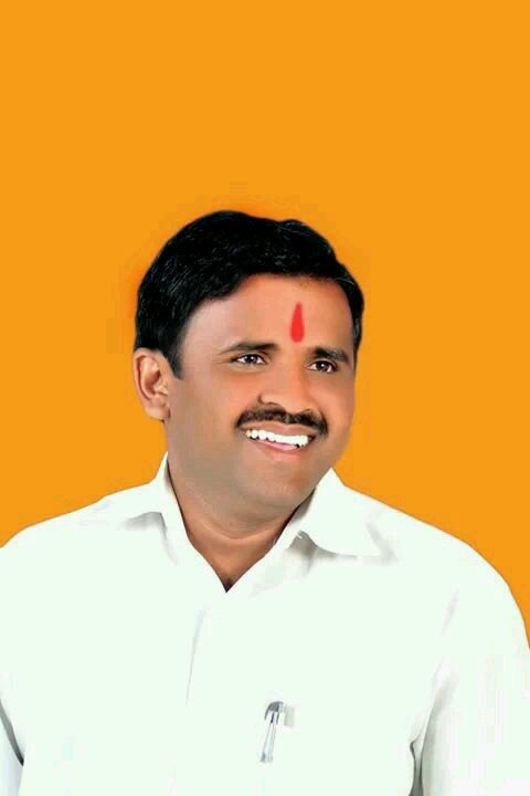 businessman, politician,truthfinder